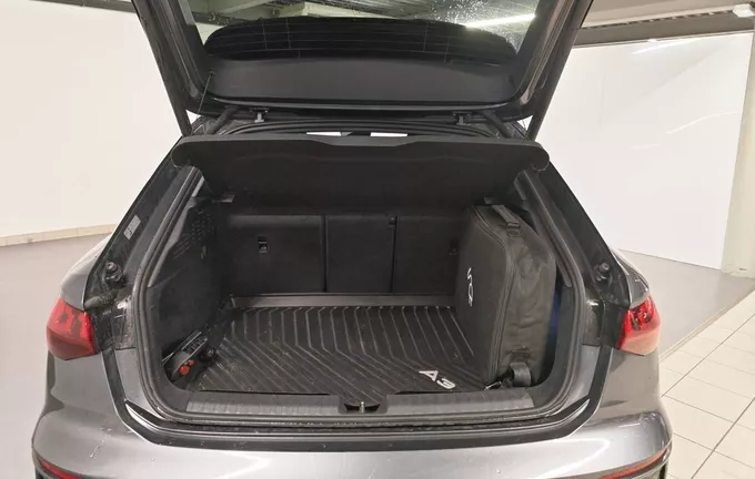 AUDI A3 Sportback 45 TFSIe 245 S tronic 6 Competition photo 10 2130967