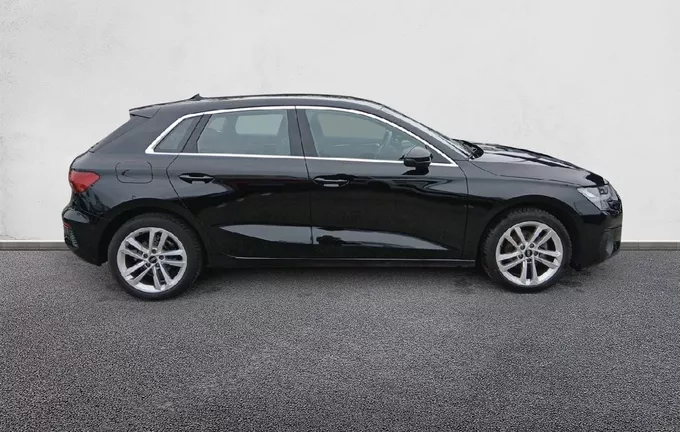 AUDI A3 Sportback 30 TFSI 110 Design extérieur côté droit 2123428