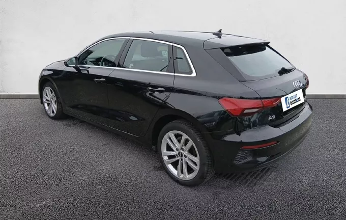 AUDI A3 Sportback 30 TFSI 110 Design extérieur trois quart arrière gauche 2123428