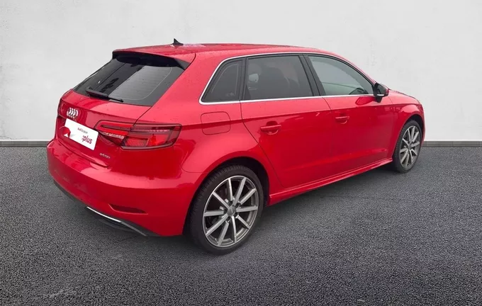 AUDI A3 Sportback 40 e-tron 204 S tronic 6 extérieur trois quart arrière droit 2124096