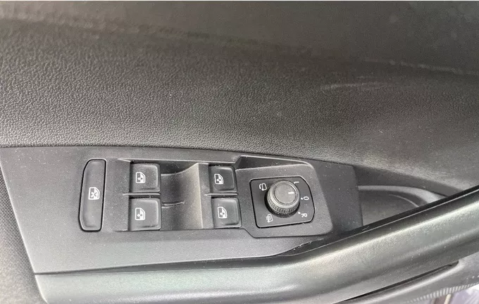 VOLKSWAGEN POLO 1.0 TSI 95 S&S BVM5 photo 15 2126422