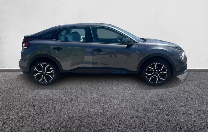 CITROEN C4 e-C4 136 ch Automatique Feel extérieur côté droit 945564