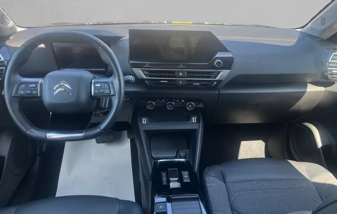 CITROEN C4 e-C4 136 ch Automatique Feel extérieur côté gauche 945564