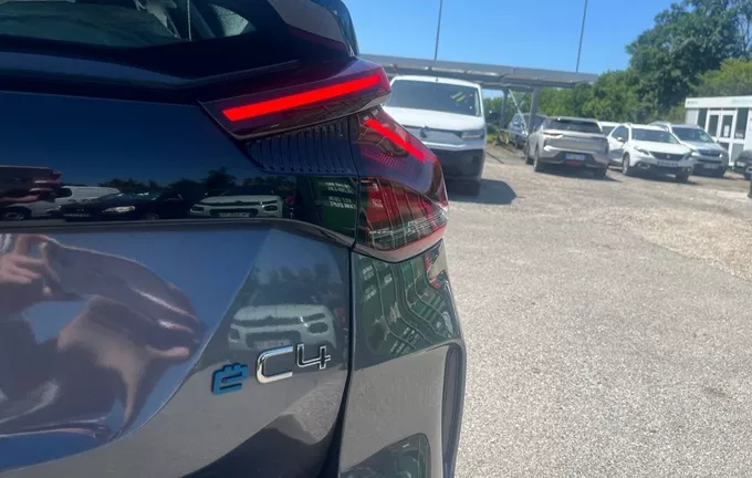 CITROEN C4 e-C4 136 ch Automatique Feel photo 17 945564
