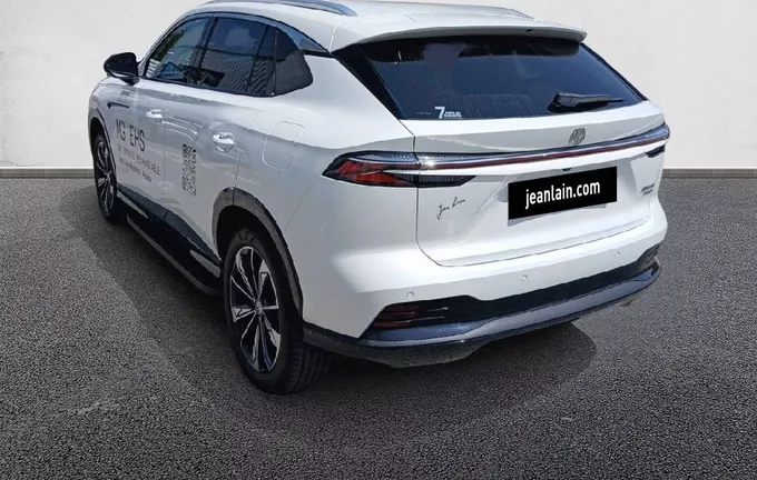 MG EHS 1.5T PHEV 272 ch Luxury extérieur trois quart arrière gauche 8639