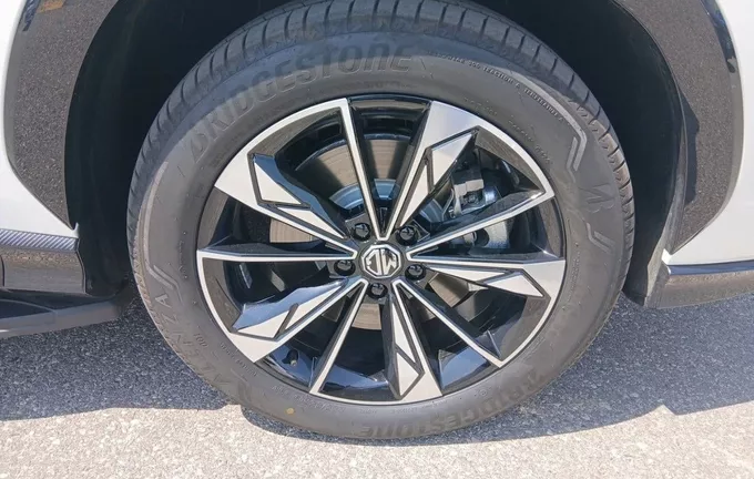 MG EHS 1.5T PHEV 272 ch Luxury photo 9 8639