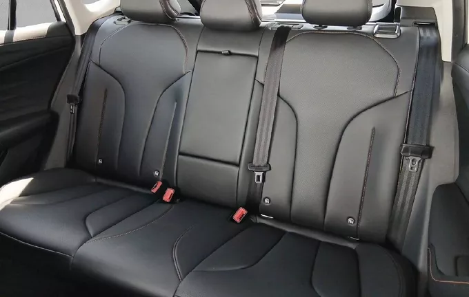 MG EHS 1.5T PHEV 272 ch Luxury photo 17 8639