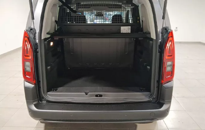 CITROEN BERLINGO Taille M BlueHDi 130 S&S EAT8 Max extérieur trois quart arrière droit 945548