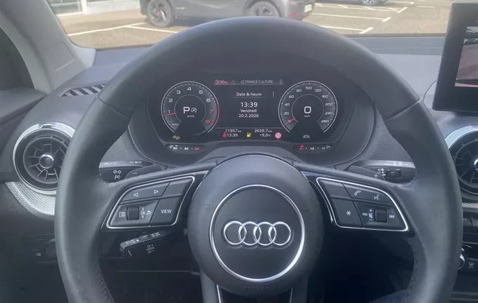 AUDI Q2 35 TFSI 150 S tronic 7 Design photo 12 2126016