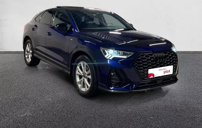 AUDI Q3 Sportback 35 TFSI 150 ch S tronic 7 S line extérieur trois quart avant droit 2125184