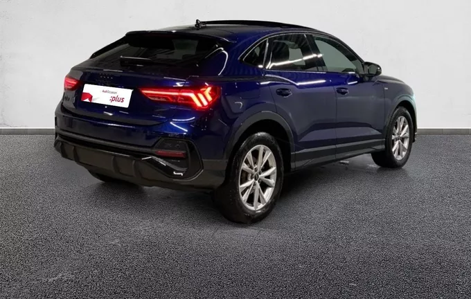 AUDI Q3 Sportback 35 TFSI 150 ch S tronic 7 S line extérieur trois quart arrière droit 2125184