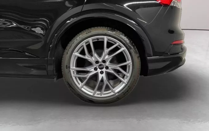 AUDI Q4 E-TRON 45 285 ch 82 kWh photo 9 2131964