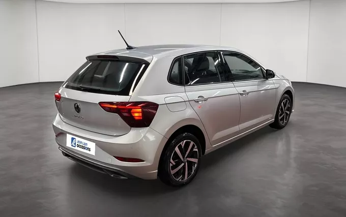 VOLKSWAGEN POLO 1.0 TSI 95 S&S DSG7 Life Plus extérieur trois quart arrière droit 2132958