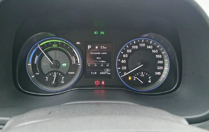 HYUNDAI KONA 1.6 GDi Hybrid Edition #1 photo 10 944317