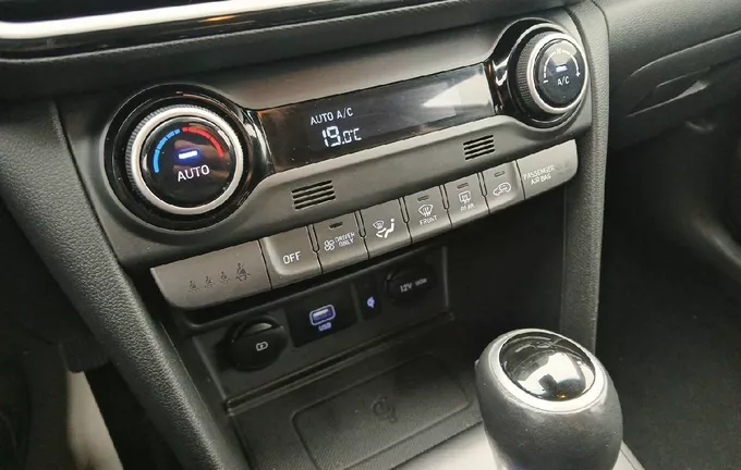 HYUNDAI KONA 1.6 GDi Hybrid Edition #1 photo 24 944317
