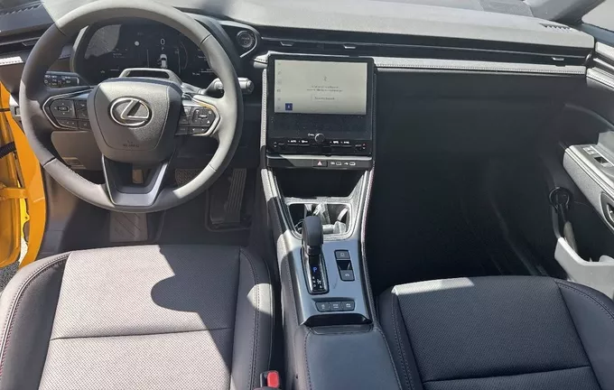 LEXUS LBX 2WD Emotion photo 18 123357