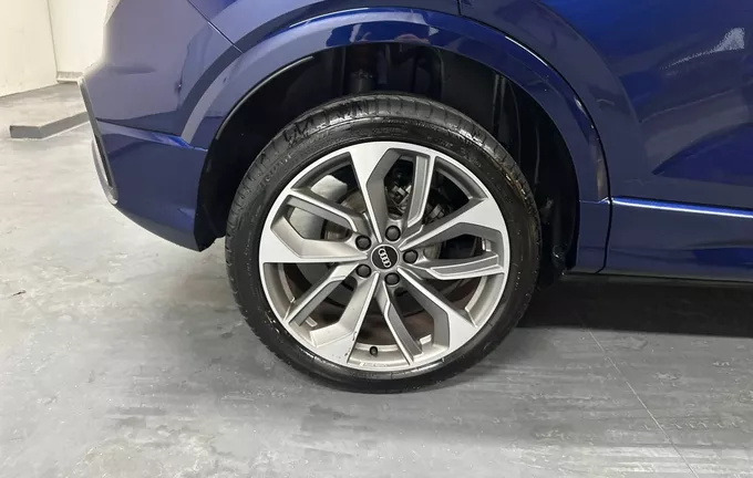 AUDI Q2 35 TFSI 150 S tronic 7 S line Plus extérieur côté gauche 2127836