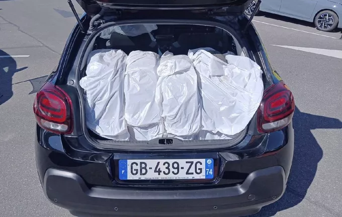 CITROEN C3 PureTech 110 S&S BVM6 C-Series extérieur arrière 945615