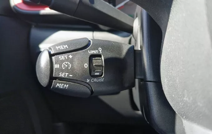 CITROEN C3 PureTech 110 S&S BVM6 C-Series photo 20 945615