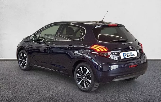 PEUGEOT 208 PureTech 110ch S&S BVM6 Tech Edition extérieur trois quart arrière gauche 2130128