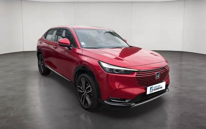 HONDA HR-V e:HEV 1.5 i-MMD Executive extérieur trois quart avant droit 14171