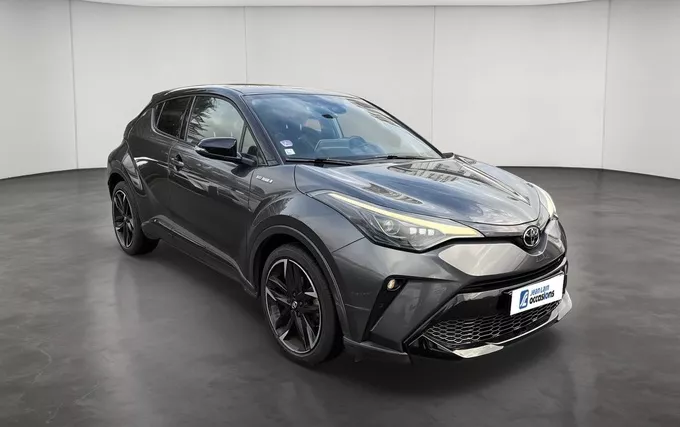 TOYOTA C-HR Hybride 2.0L GR-Sport extérieur trois quart avant droit 1104025