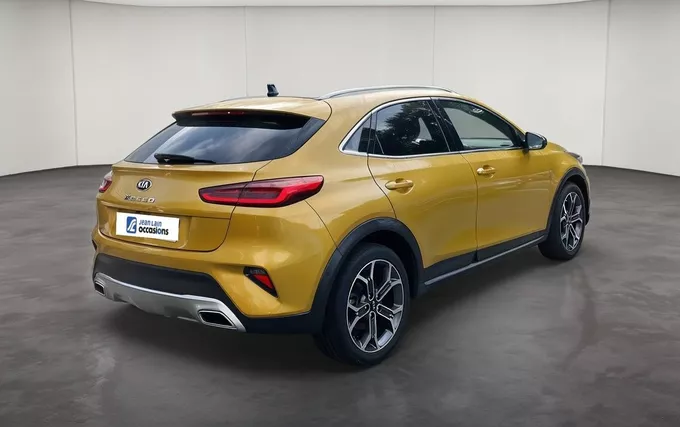 KIA XCEED 1.4l T-GDi 140 ch DCT7 ISG Launch Edition extérieur trois quart arrière droit 2132480