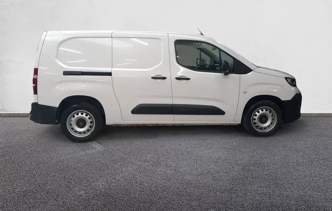 PEUGEOT PARTNER FOURGON XL 950 KG BLUEHDI 100 S&S BVM6 extérieur côté droit 945428