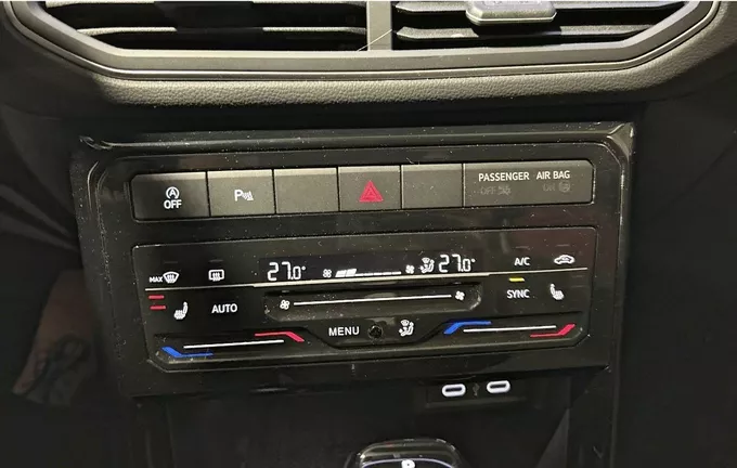VOLKSWAGEN T-CROSS 1.0 TSI 115 Start/Stop DSG7 Style photo 17 2124701