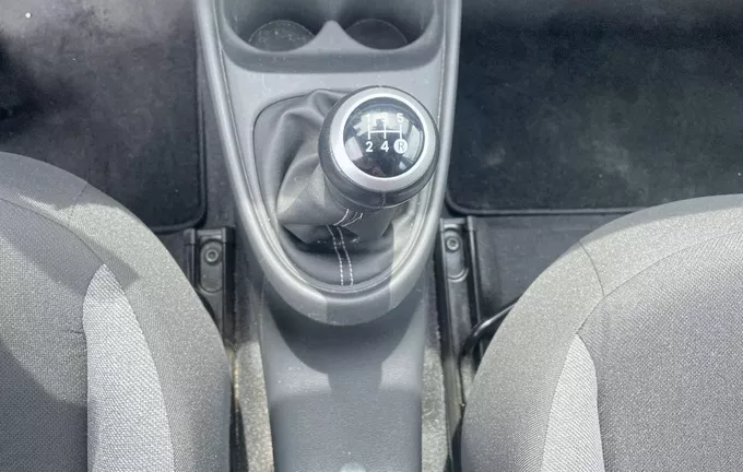 TOYOTA AYGO X 1.0 VVT-i 72 Dynamic photo 13 1103538