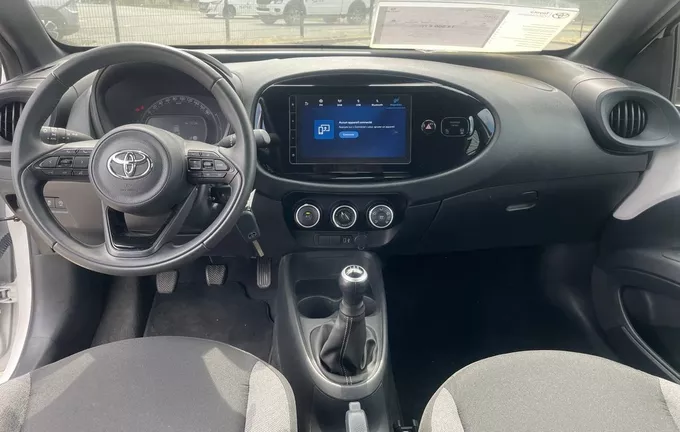 TOYOTA AYGO X 1.0 VVT-i 72 Dynamic photo 18 1103538