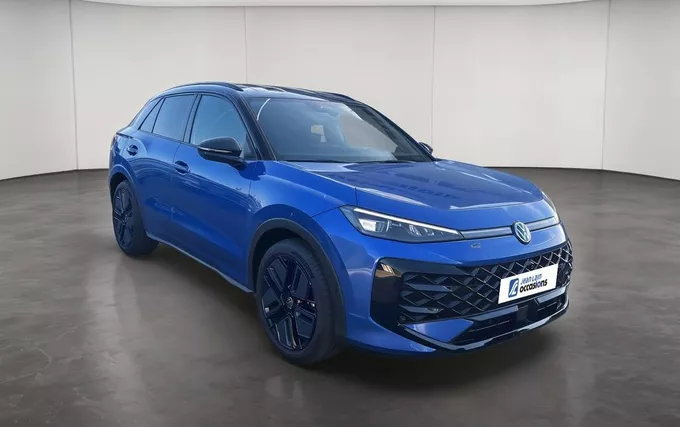 VOLKSWAGEN T-ROC 1.5 eTSI Hybrid 150 ch DSG7 R-Line extérieur trois quart avant droit 2132221
