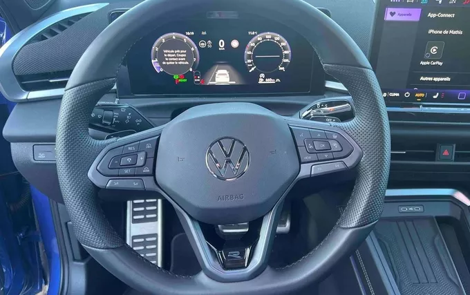 VOLKSWAGEN T-ROC 1.5 eTSI Hybrid 150 ch DSG7 R-Line photo 12 2132221