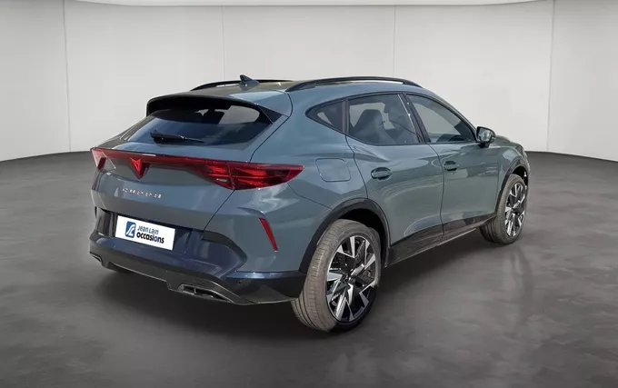 CUPRA FORMENTOR 1.5 eTSI Hybrid 150 ch DSG7 V extérieur trois quart arrière droit 2132729