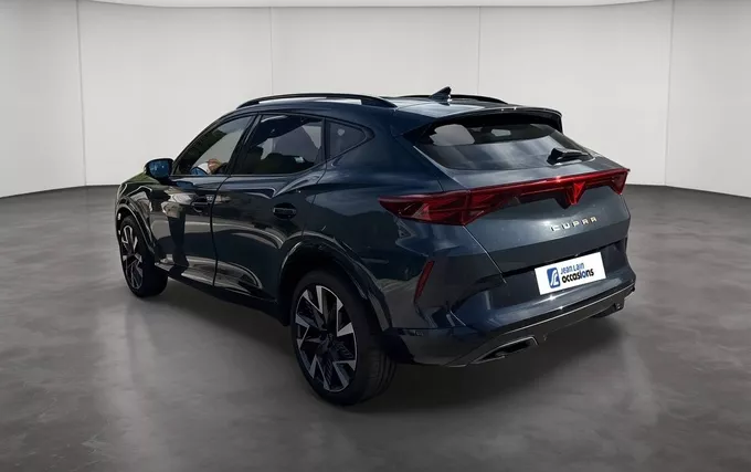 CUPRA FORMENTOR 1.5 eTSI Hybrid 150 ch DSG7 V extérieur trois quart arrière gauche 2132729