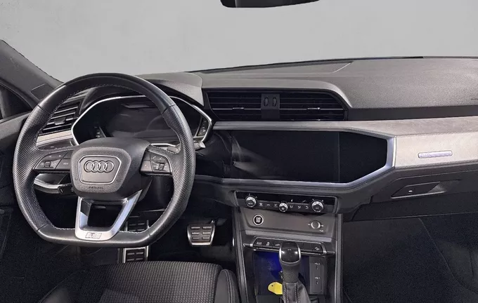 AUDI Q3 Sportback 45 TFSIe 245 ch S tronic 6 S line photo 18 2119874