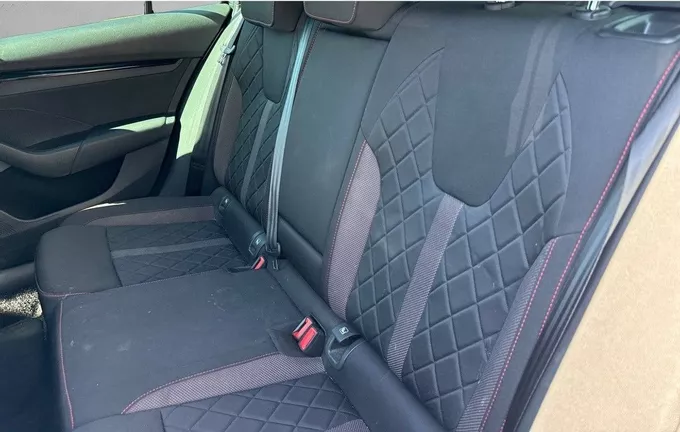 SKODA OCTAVIA 2.0 TDI 200 ch DSG7 4x4 RS extérieur arrière 2128381