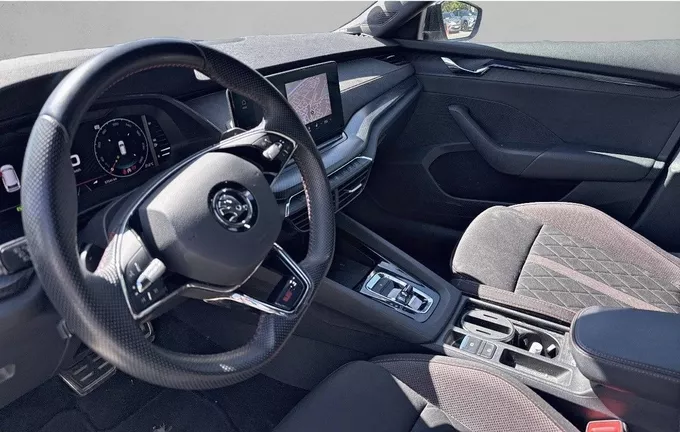 SKODA OCTAVIA 2.0 TDI 200 ch DSG7 4x4 RS photo 13 2128381