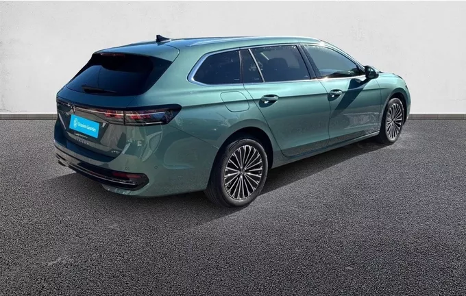 VOLKSWAGEN PASSAT 1.5 eTSI OPF 150 DSG7 Elegance extérieur avant 2127938