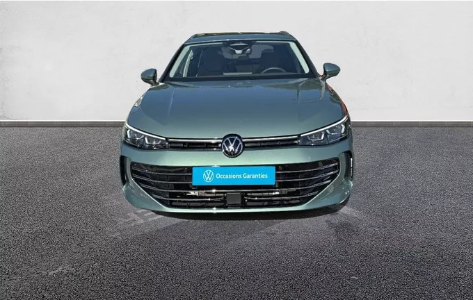 VOLKSWAGEN PASSAT 1.5 eTSI OPF 150 DSG7 Elegance photo 9 2127938