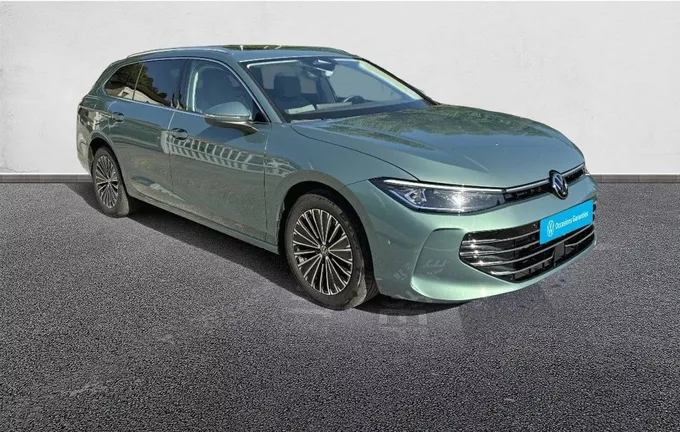 VOLKSWAGEN PASSAT 1.5 eTSI OPF 150 DSG7 Elegance photo 10 2127938