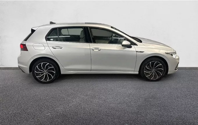 VOLKSWAGEN GOLF 1.5 eTSI OPF 150 DSG7 Style extérieur côté droit 2132597