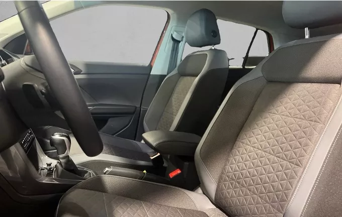 VOLKSWAGEN T-CROSS 1.0 TSI 110 Start/Stop DSG7 Style extérieur trois quart arrière droit 2128754