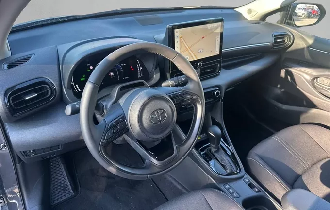 TOYOTA YARIS Hybride 116h Design photo 11 146404