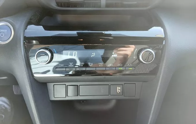 TOYOTA YARIS CROSS Hybride 116h 2WD Design photo 14 1103563