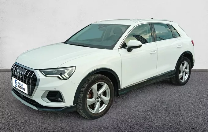 AUDI Q3 40 TFSI 190 ch S tronic 7 Quattro Design Luxe extérieur trois quart avant gauche 560665
