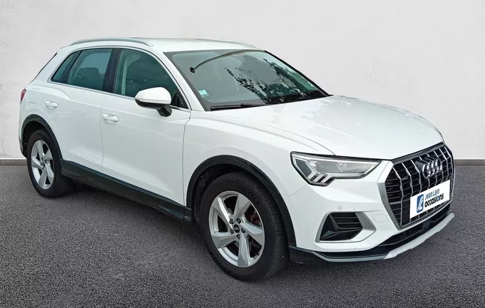 AUDI Q3 40 TFSI 190 ch S tronic 7 Quattro Design Luxe extérieur trois quart avant droit 560665