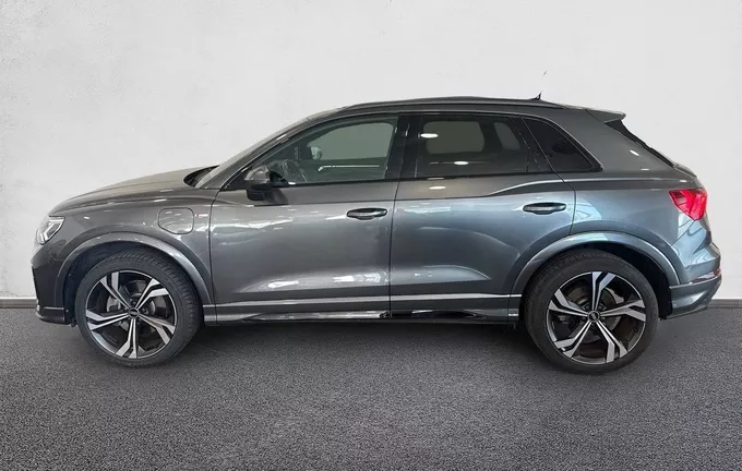 AUDI Q3 45 TFSIe 245 ch S tronic 6 S line extérieur côté gauche 2128262