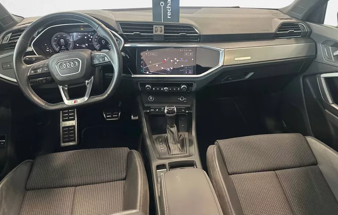 AUDI Q3 45 TFSIe 245 ch S tronic 6 S line photo 18 2128262