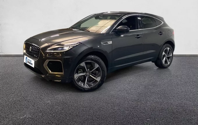 JAGUAR E-PACE P300e ch PHEV AWD BVA R-Dynamic SE extérieur trois quart avant gauche 2132177